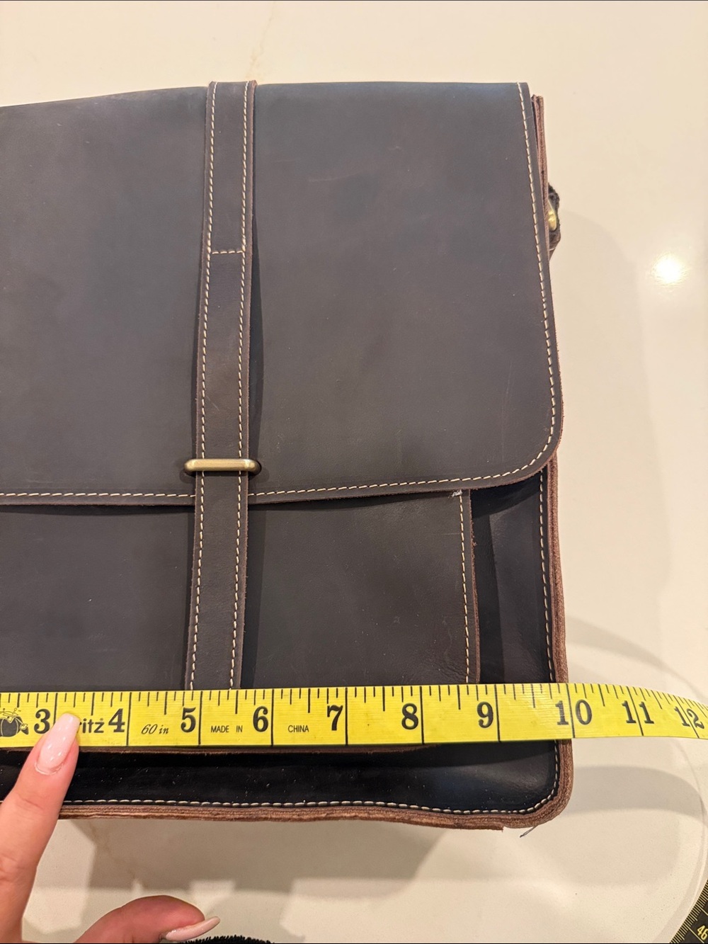 Genuine Leather Unisex Messenger Bag | Crossbody - Picture 6 of 8